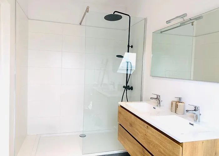 Chez Lileaula - Boho Duplex In Belle Epoque Apartment