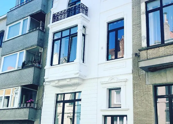 Chez Lileaula - Boho Duplex In Belle Epoque Ostend