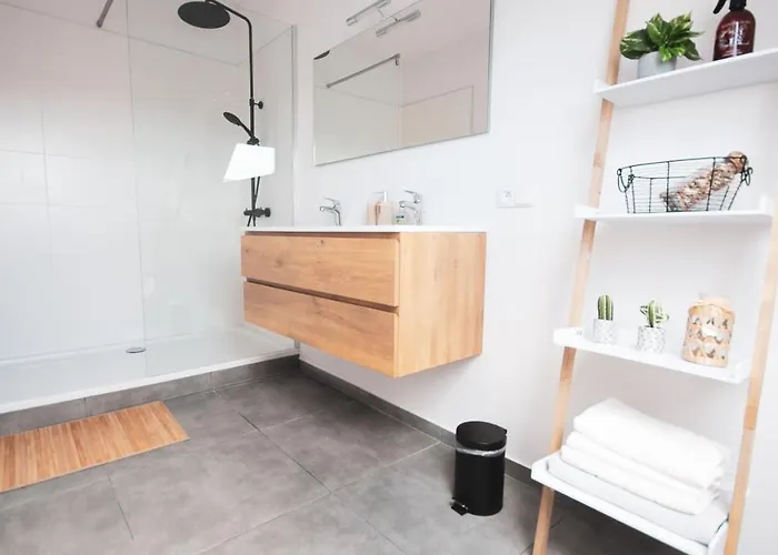 Chez Lileaula - Boho Duplex In Belle Epoque Apartment *