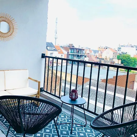 Chez Lileaula - Boho Duplex In Belle Epoque Lägenhet Oostende